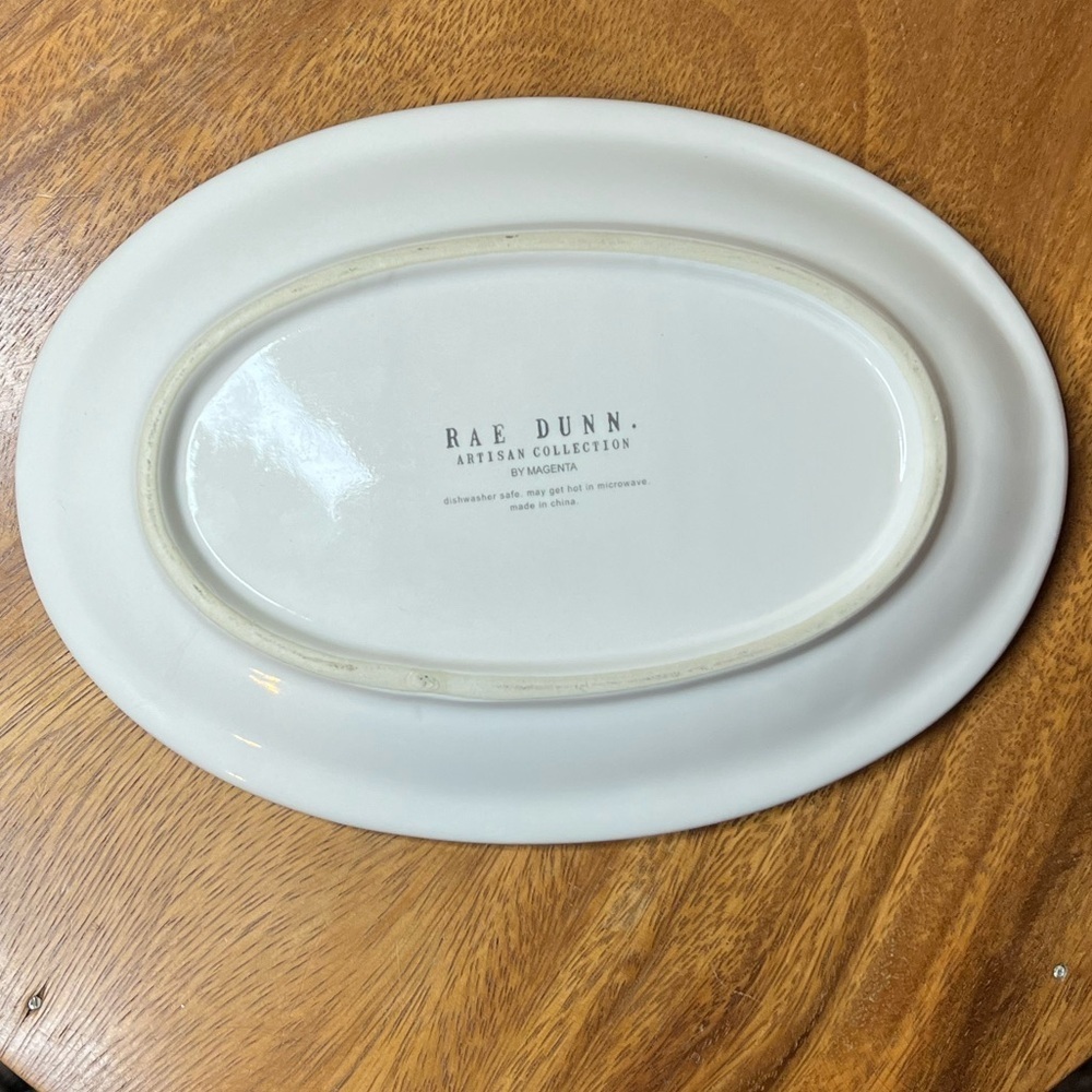 ⭐️ 3 For $15 NWOT Rae Dunn Love Cake Design Oval Plate - Picture 2 of 2